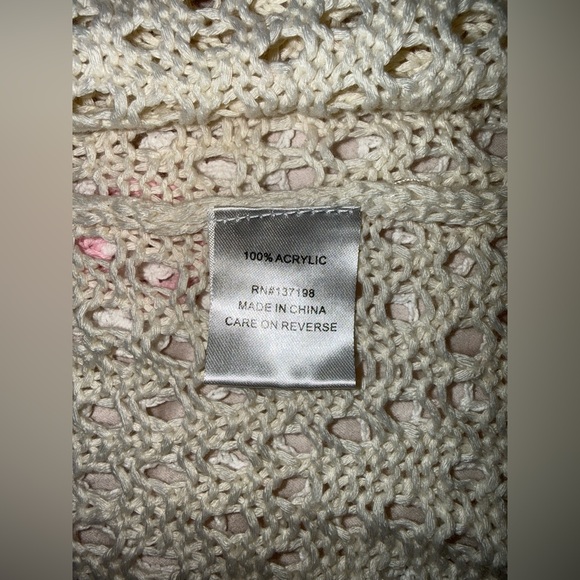 Oh MG! Gently Used Cream Crochet Open-Front Sweater Vest Boho Hippie SZ:M - Picture 4 of 8